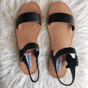 NWOT Steve Madden “Zone” Ankle Strap Sandal Black